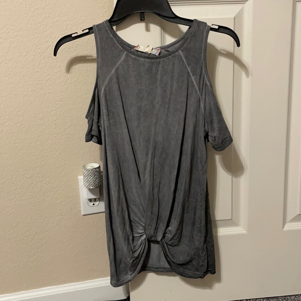 Gray open shoulder shirt